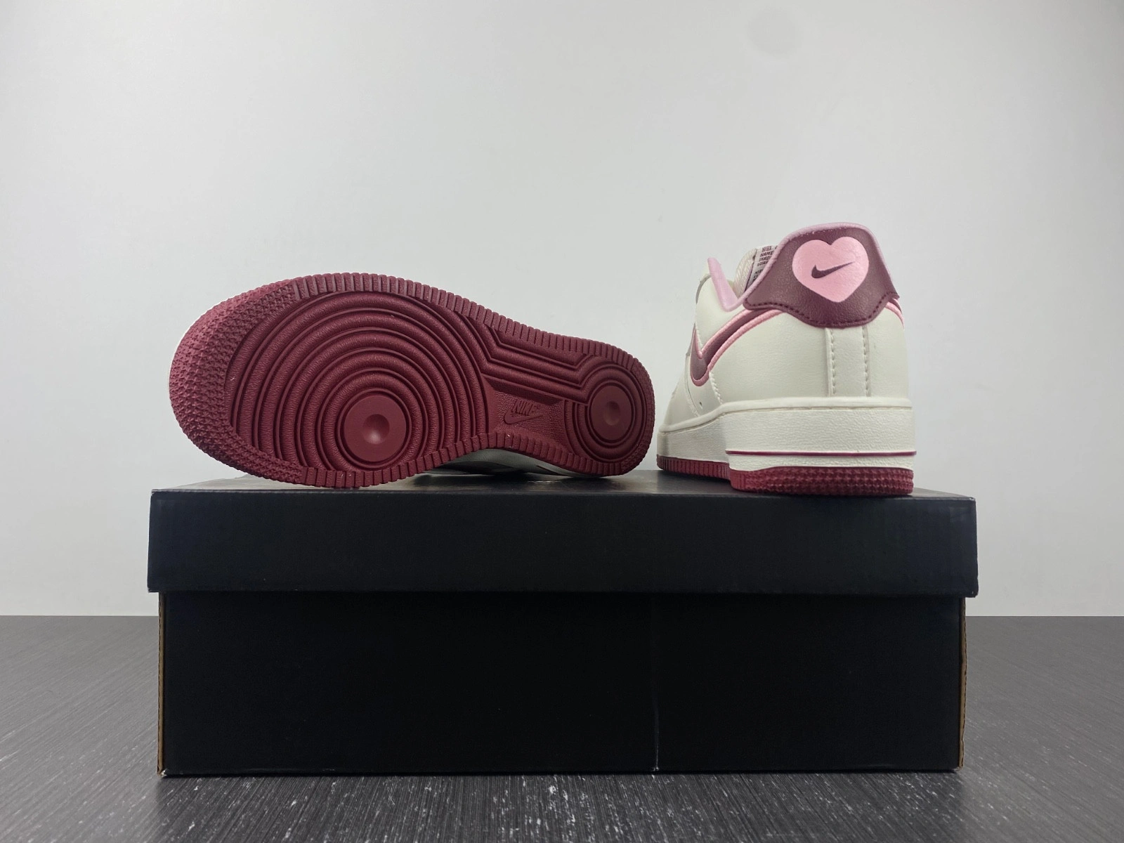 Wmns Air Force 1 Low 'Valentine's Day 2023'   FD4616-161