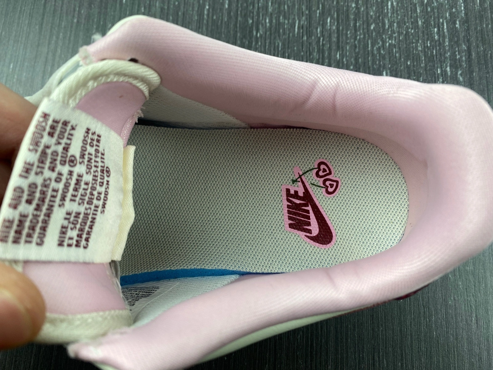 Wmns Air Force 1 Low 'Valentine's Day 2023'   FD4616-161