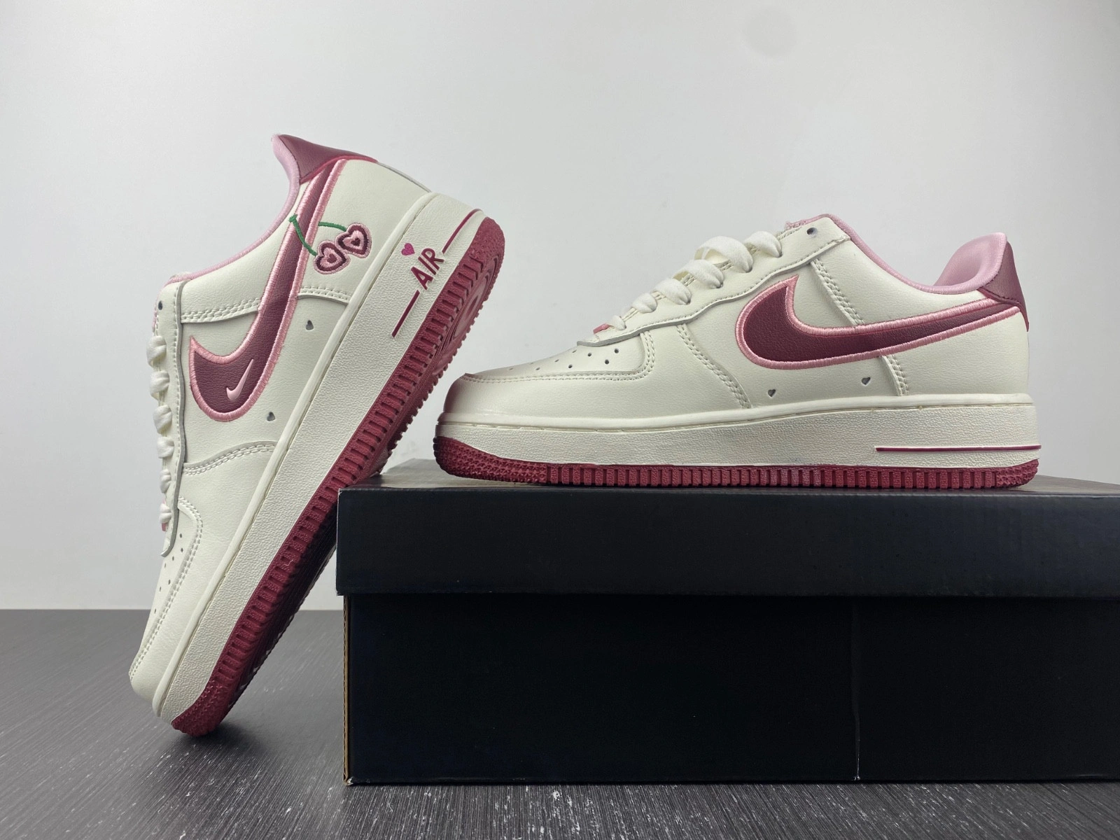Wmns Air Force 1 Low 'Valentine's Day 2023'   FD4616-161