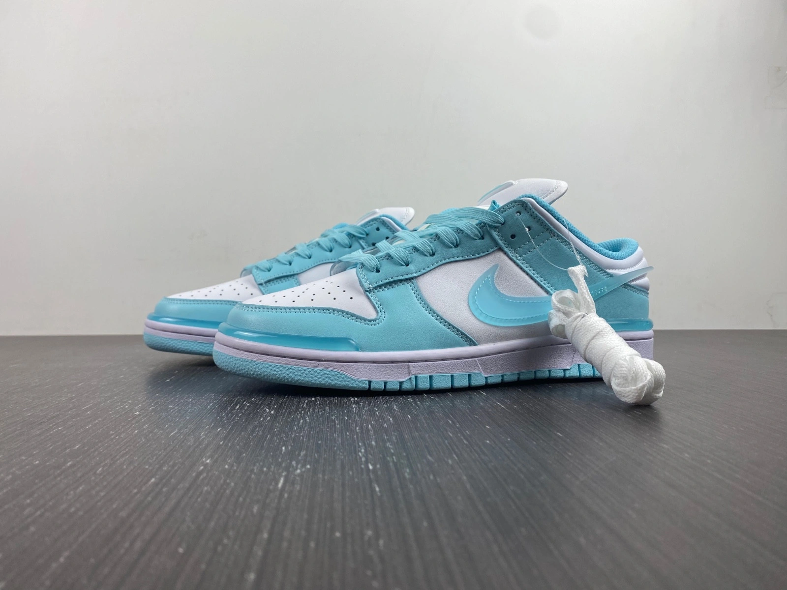 Women's Nike Dunk Low Twist "Jade Ice" DZ2794-101