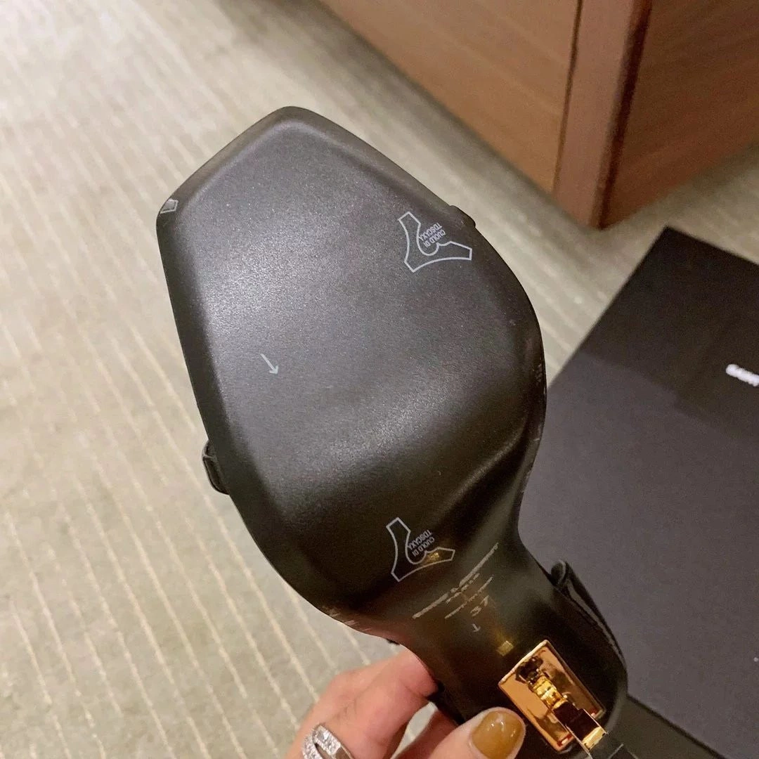 YSL HIGH HEELED SHOES