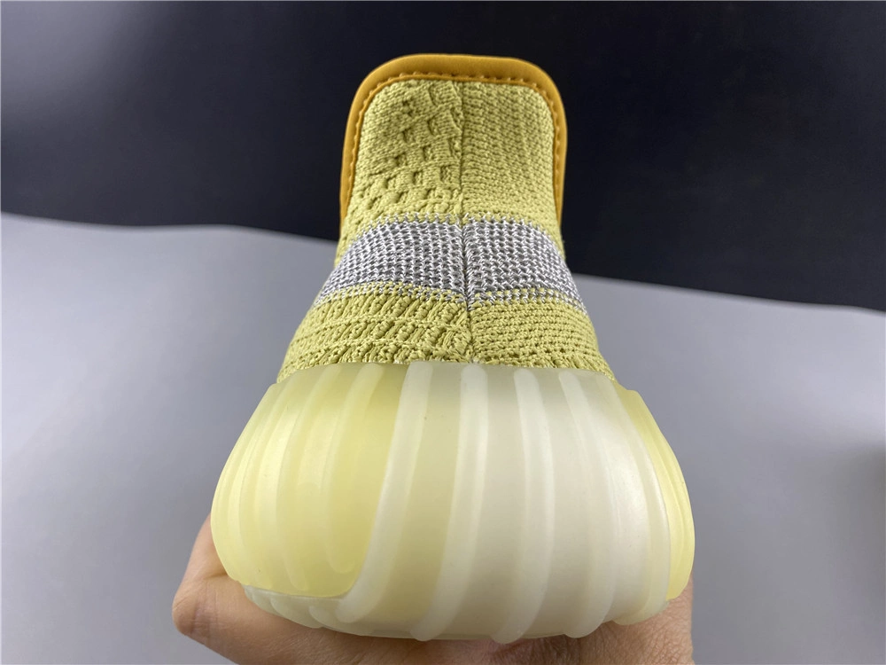 Yeezy Boost 350 V2 “Marsh”  FX9034