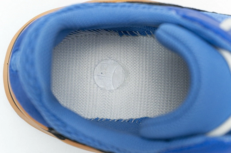 Yeezy Boost 700 Bright Blue GZ0541