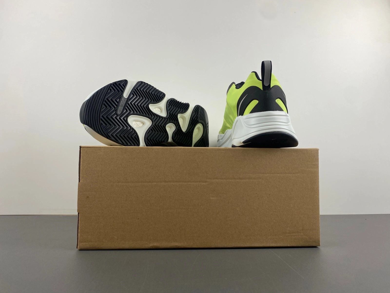 Yeezy Boost 700 MNVN Laceless 'Phosphor' - GY2055
