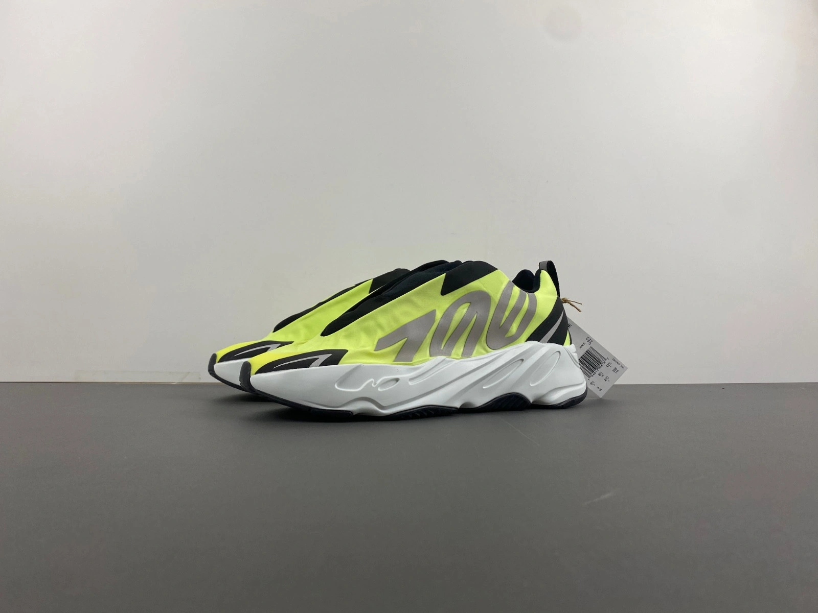 Yeezy Boost 700 MNVN Laceless 'Phosphor' - GY2055
