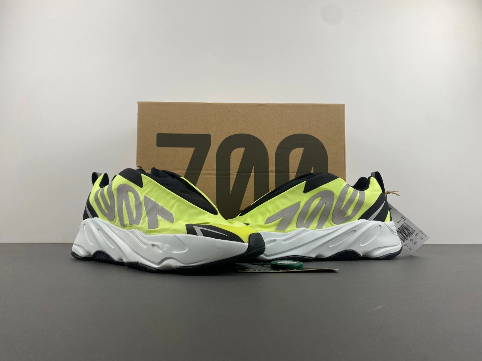 Yeezy Boost 700 MNVN Laceless 'Phosphor' - GY2055