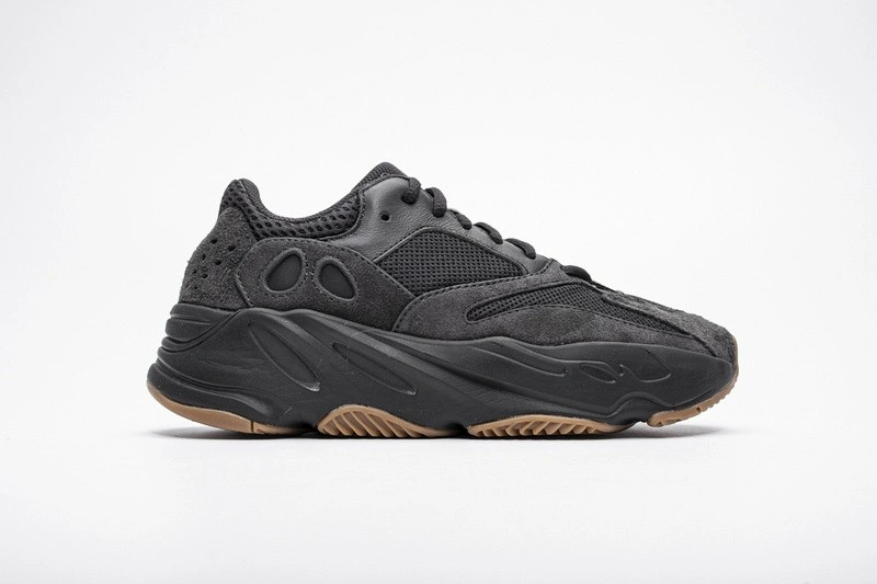 Yeezy Boost 700 'Utility Black'  fv5304