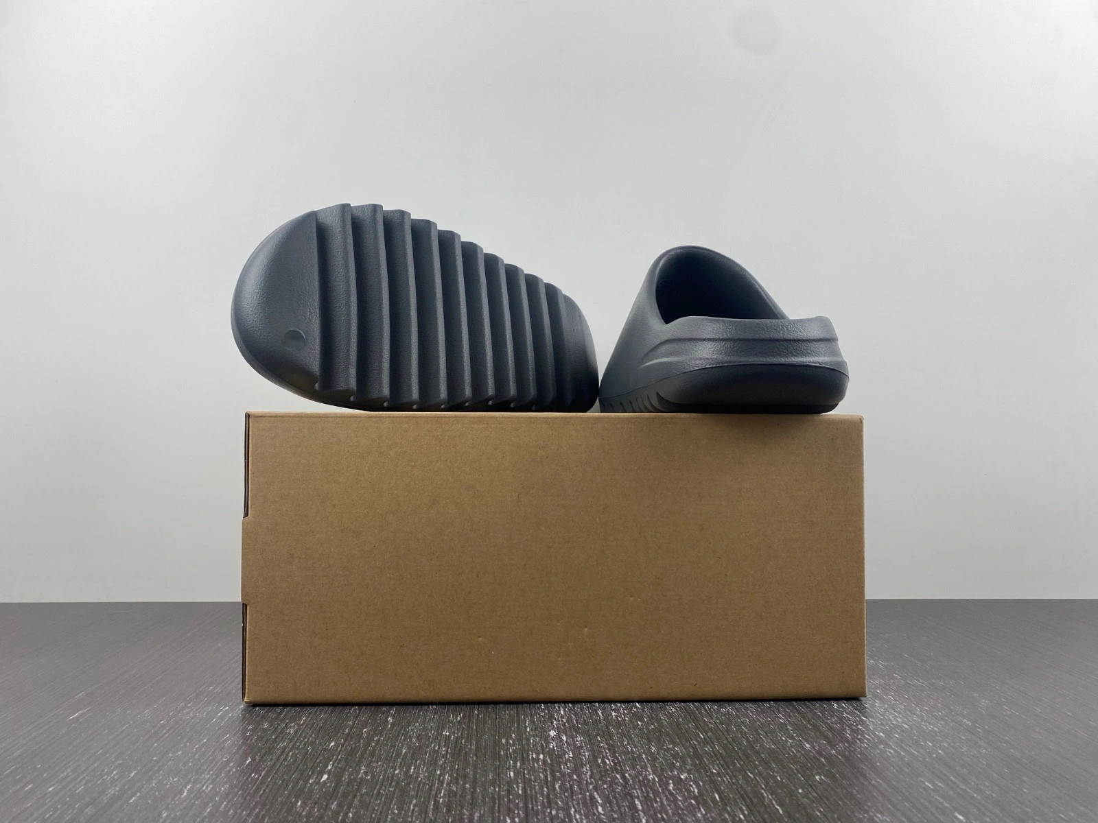 Yeezy Slide Slate Grey Men's - ID2350