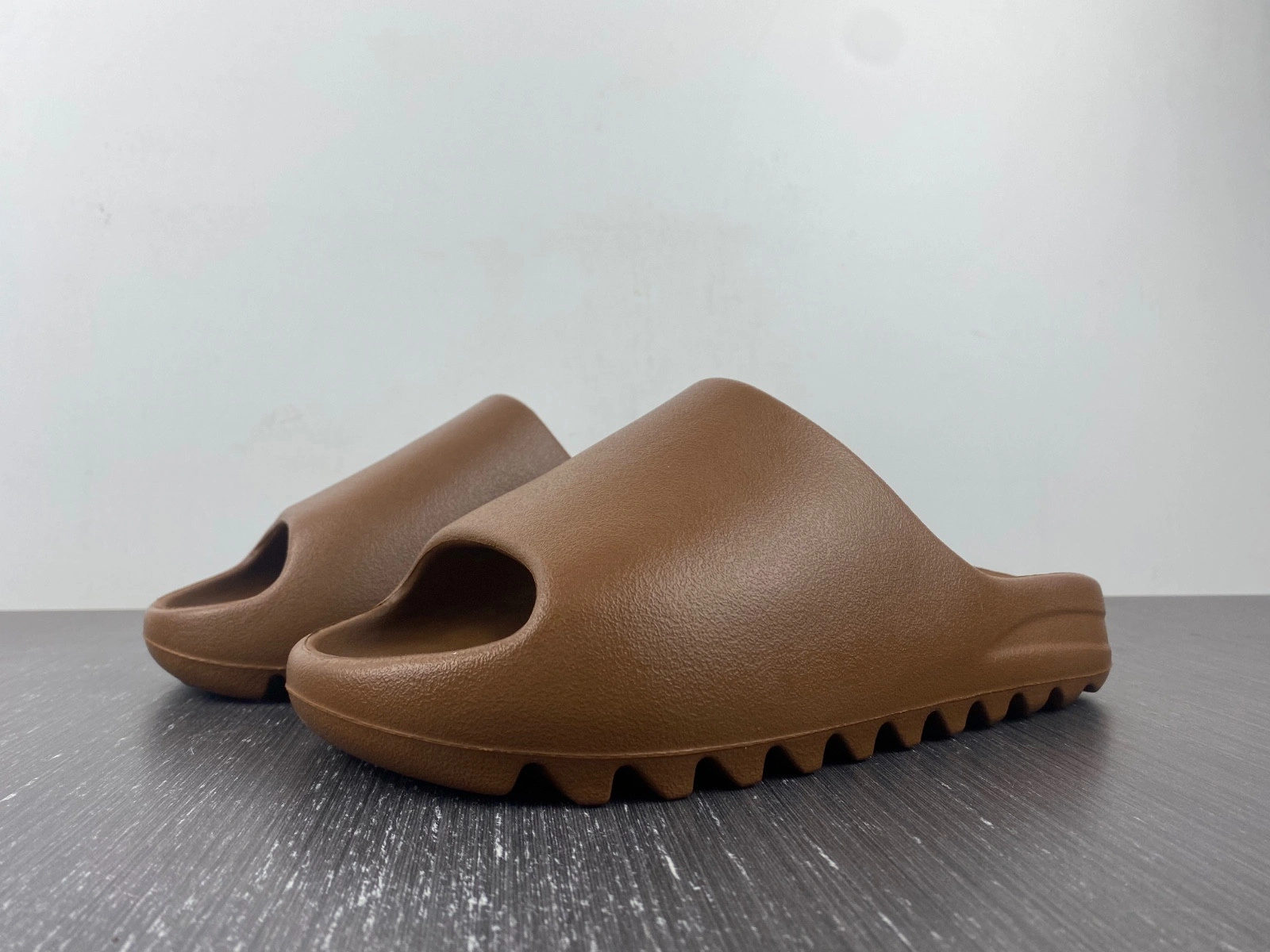 Yeezy Slides 'Flax' - Adidas - FZ5896