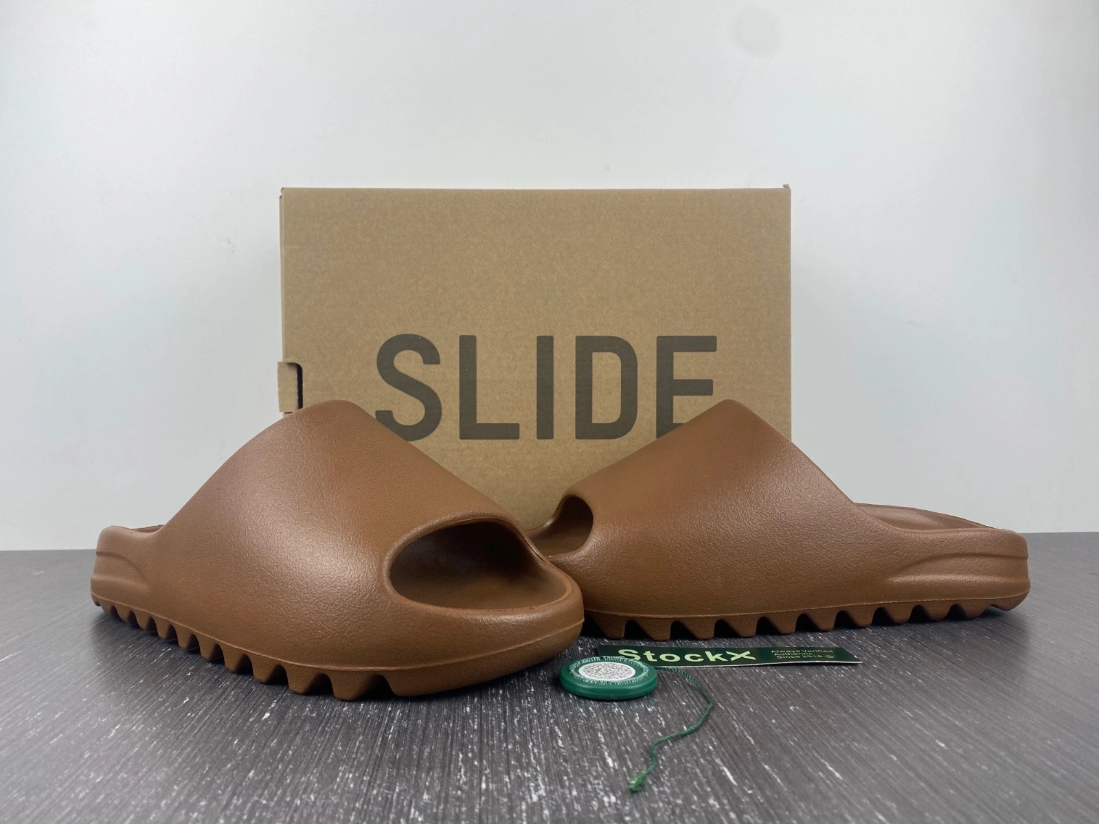 Yeezy Slides 'Flax' - Adidas - FZ5896