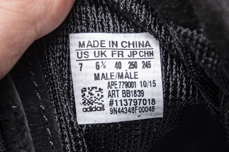 adidas  Boost 750 Triple Black  BB1839