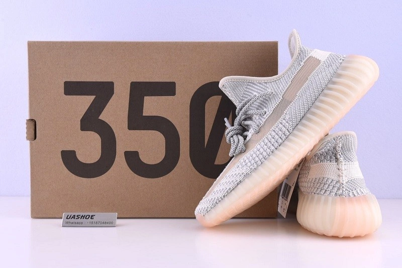 adidas  Yeezy Boost 350 V2 'Lundmark'   FU9161
