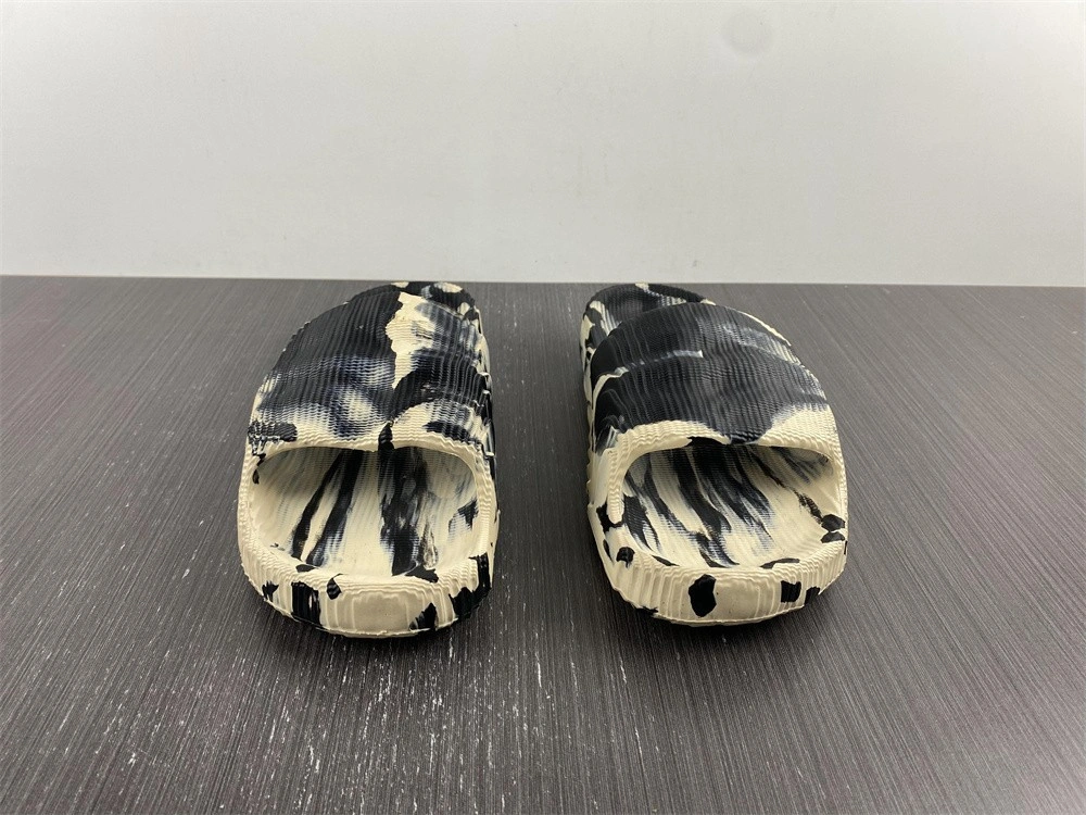 adidas Adilette 22 Slides Carbon Aluminum  GX6947