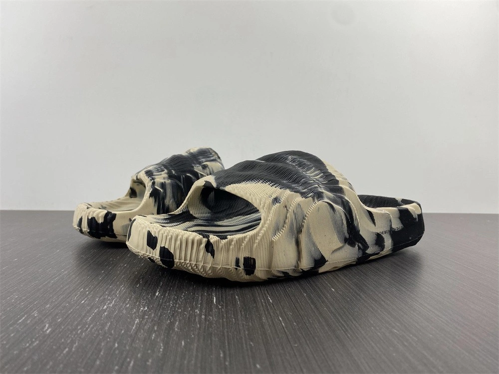 adidas Adilette 22 Slides Carbon Aluminum  GX6947