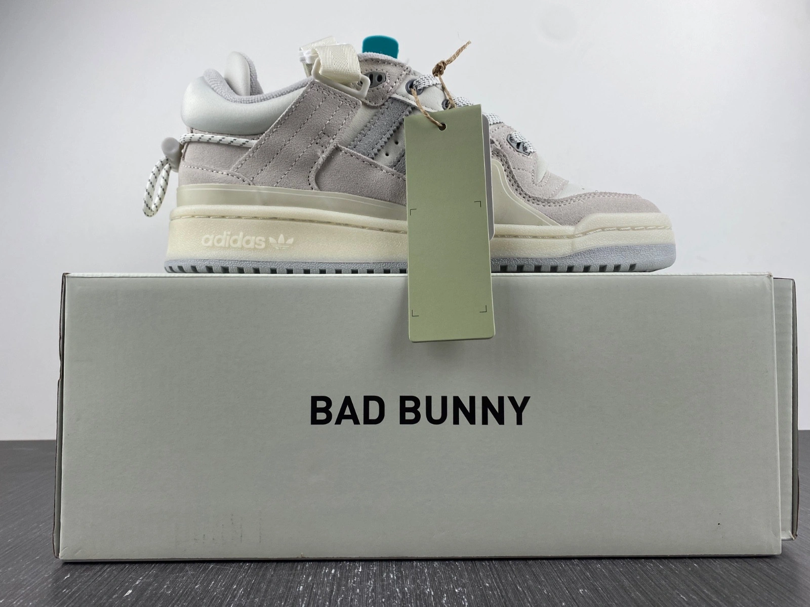 adidas Forum Buckle Low Bad Bunny Last Forum  HQ2153