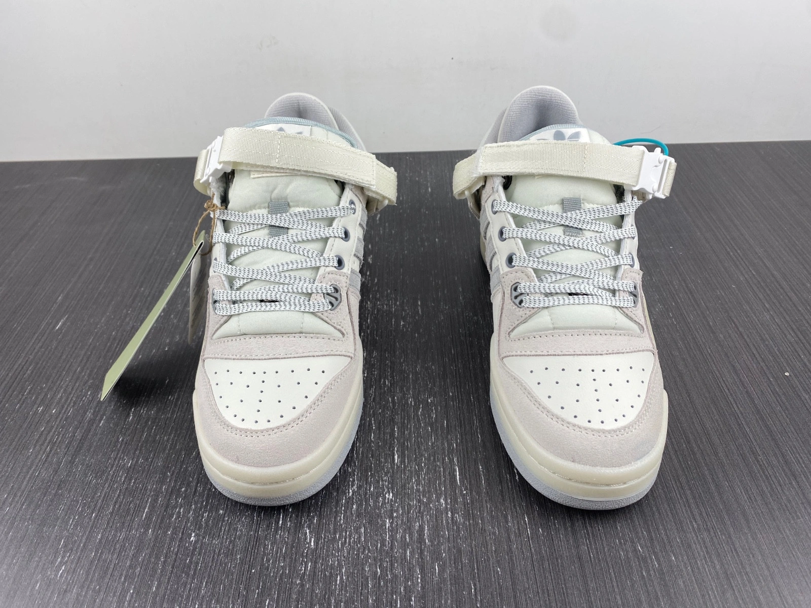 adidas Forum Buckle Low Bad Bunny Last Forum  HQ2153