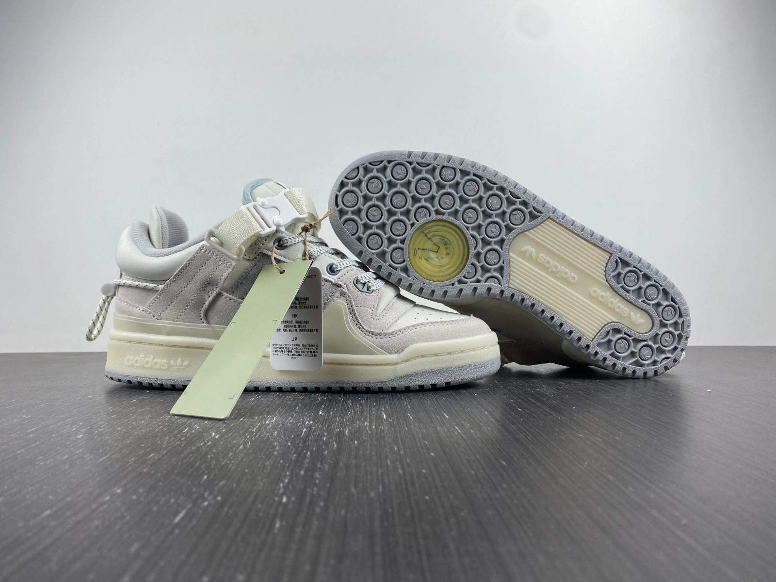 adidas Forum Buckle Low Bad Bunny Last Forum  HQ2153