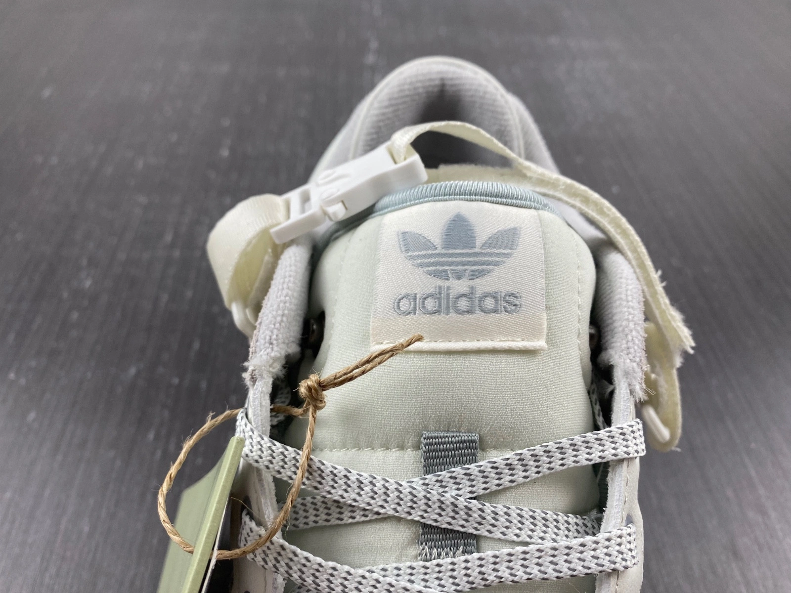 adidas Forum Buckle Low Bad Bunny Last Forum  HQ2153