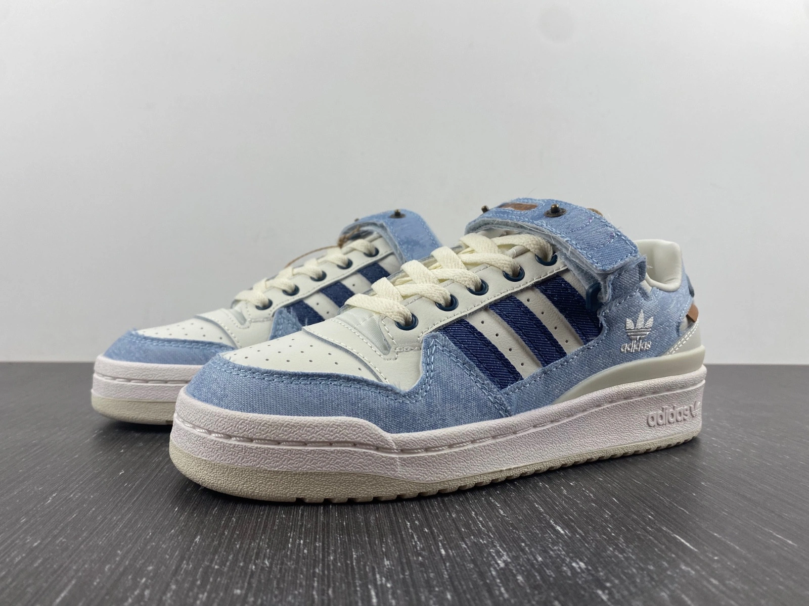 adidas Forum Low Blue Cloud White - HQ6334