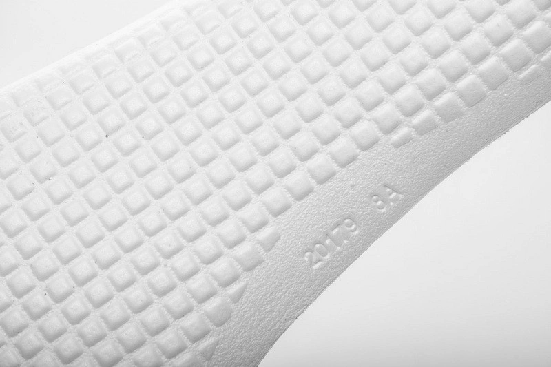 adidas Ultra Boost 2019 Cloud White Active Red B37703