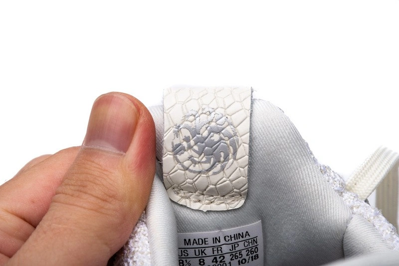 adidas Ultra Boost 4.0 Game of Thrones House Targaryen White EE3711
