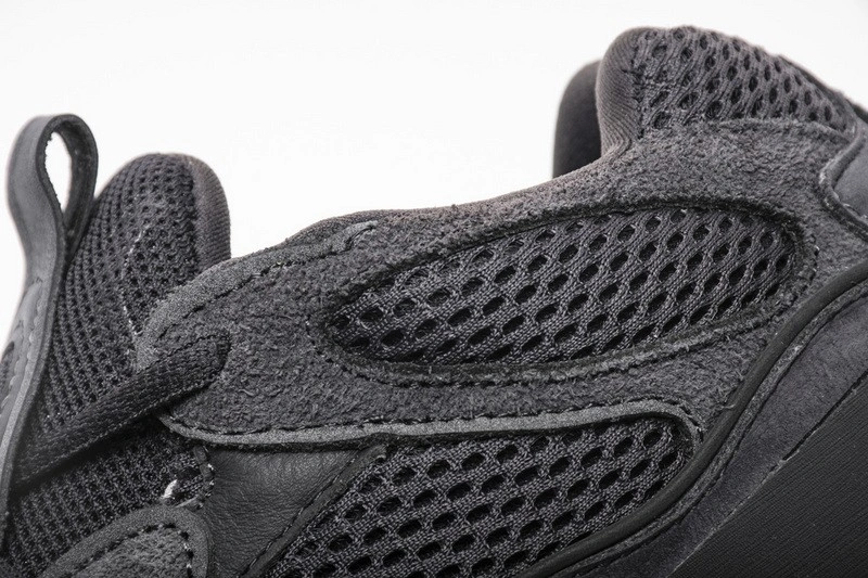 adidas Yeezy 500 Utility Black  F36640