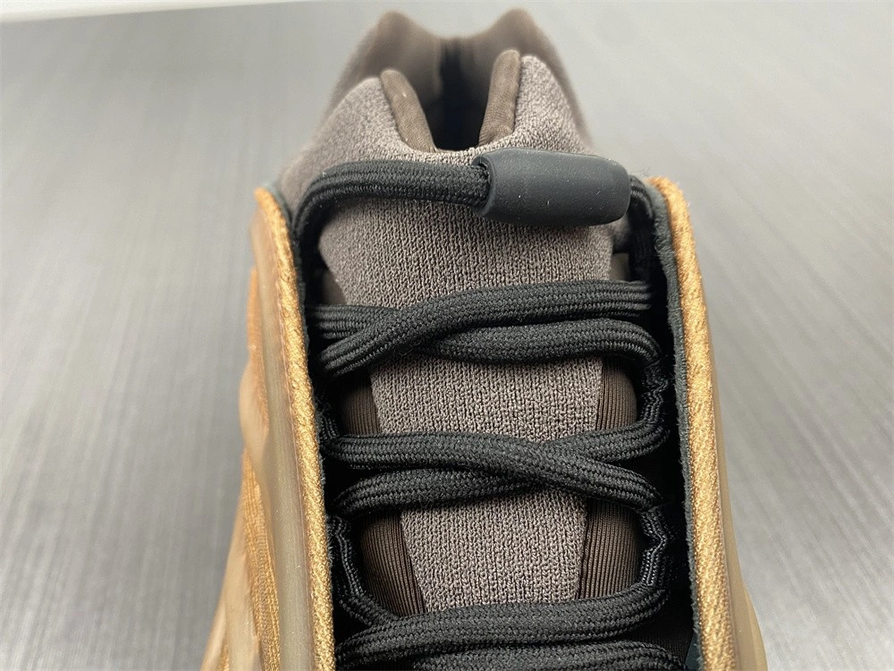 adidas Yeezy 700 V3 Copper Fade - GY4109