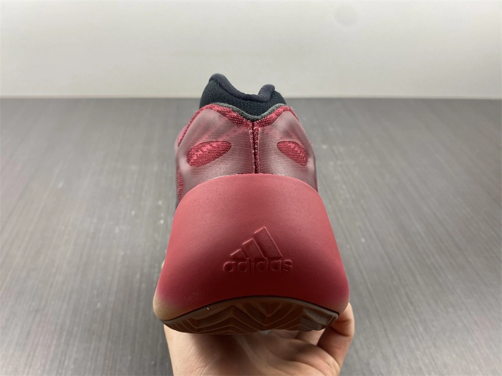 adidas Yeezy 700 V3 Fade Carbon - GW1814