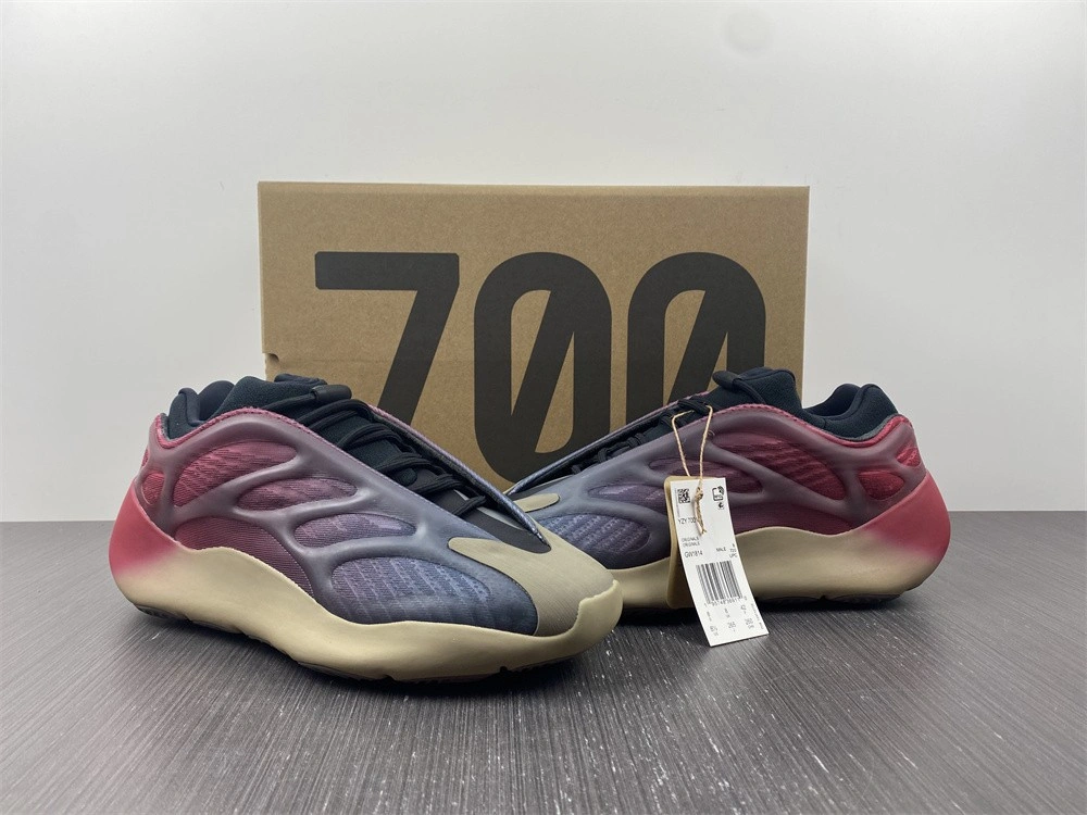 adidas Yeezy 700 V3 Fade Carbon - GW1814