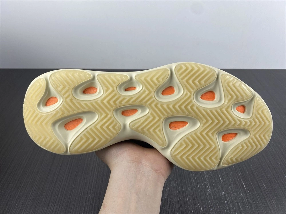 adidas Yeezy 700 V3 Fade Salt ID1674