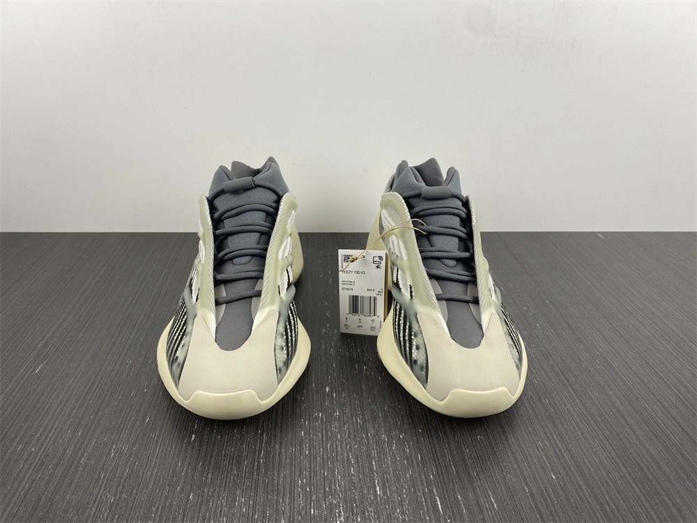 adidas Yeezy 700 V3 Fade Salt ID1674