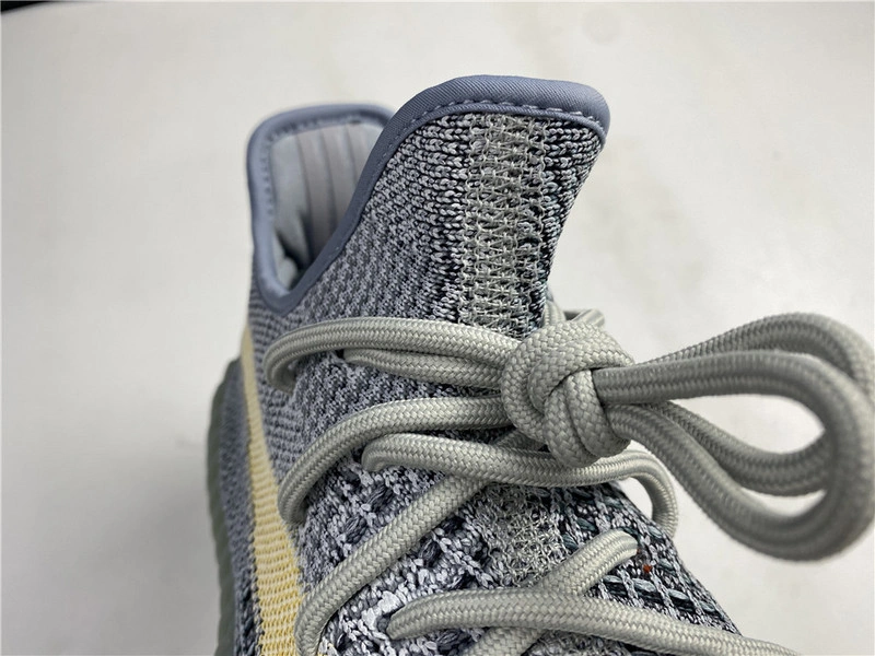 adidas Yeezy Boost 350 V2 