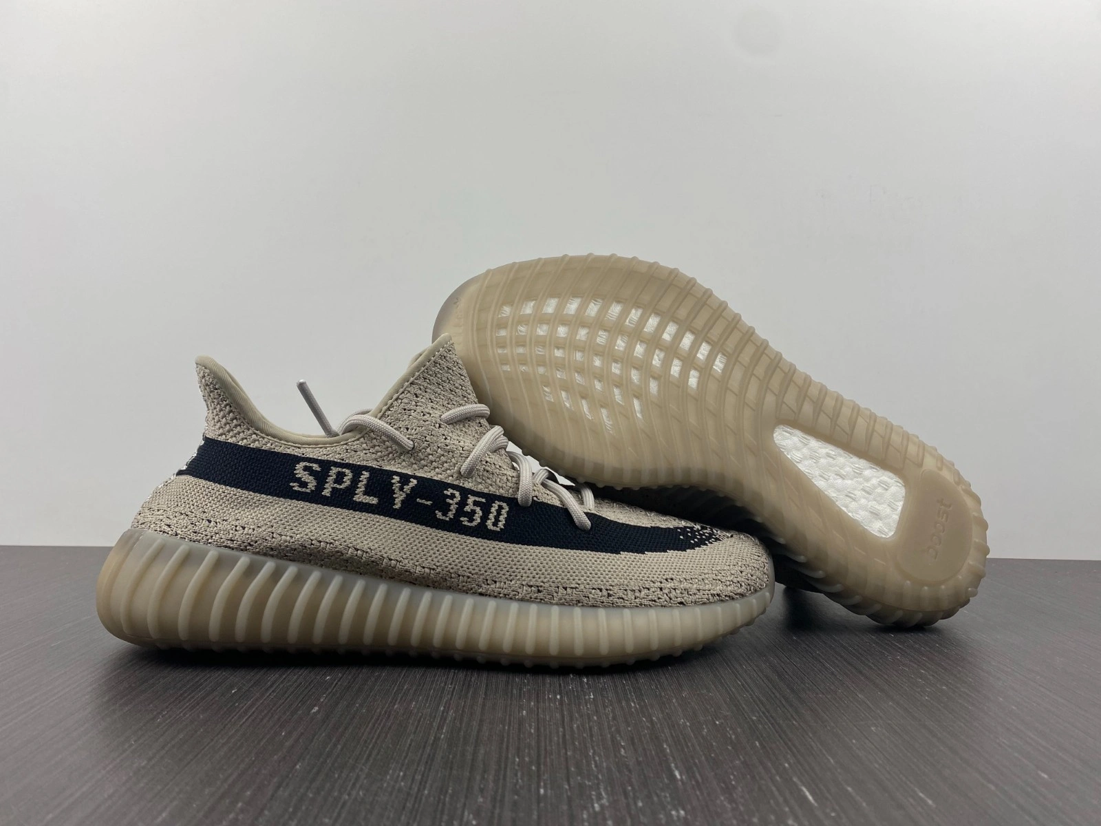 adidas Yeezy Boost 350 V2 Beige Black HP7870