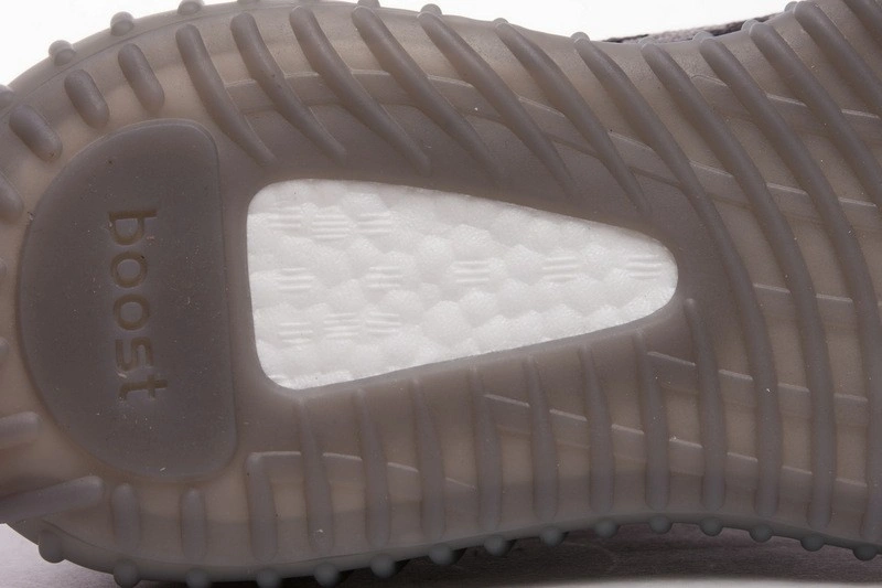 adidas Yeezy Boost 350 V2 Beluga 2.0 AH2203