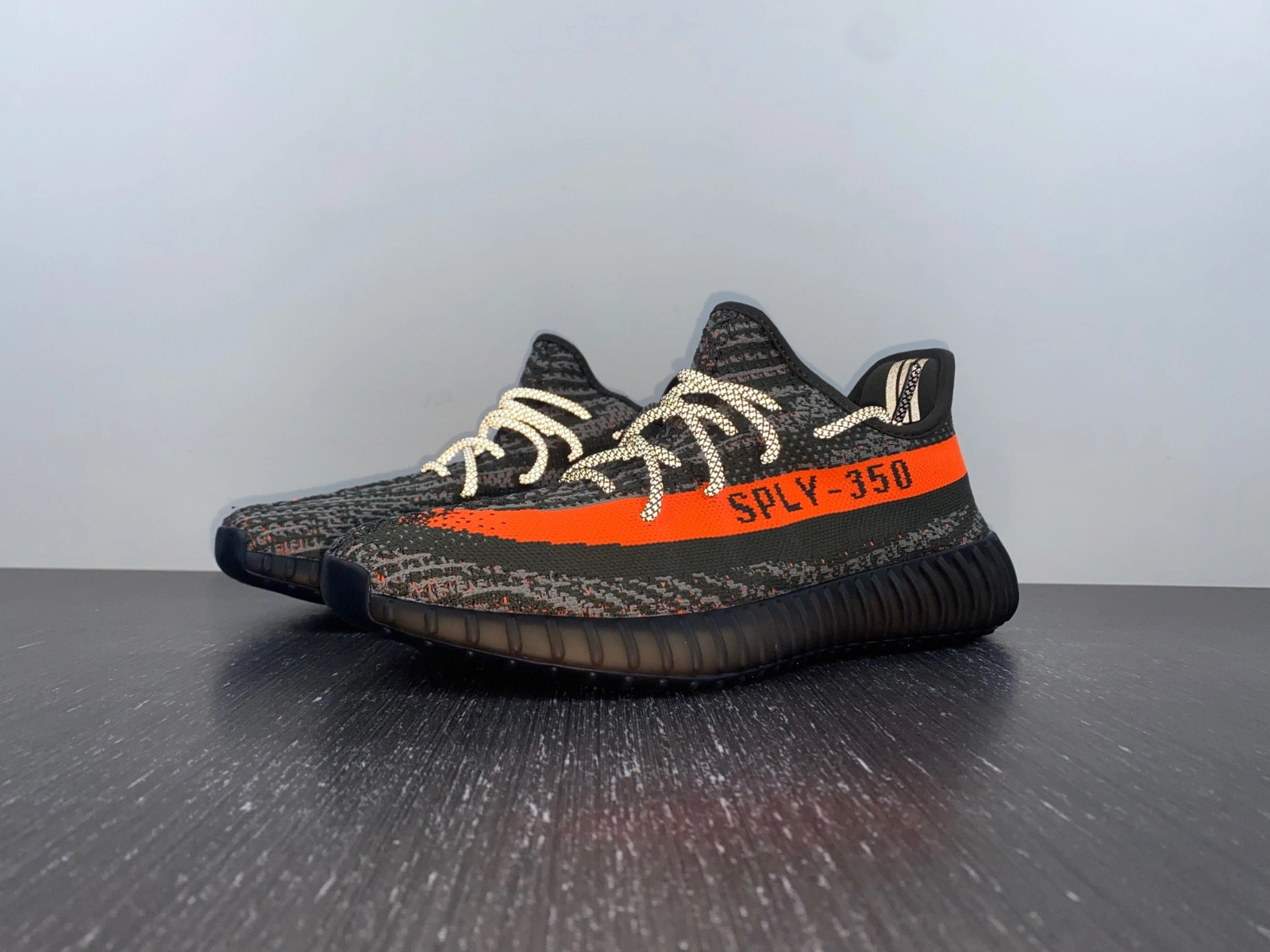 adidas Yeezy Boost 350 V2 Carbon Beluga HQ7045