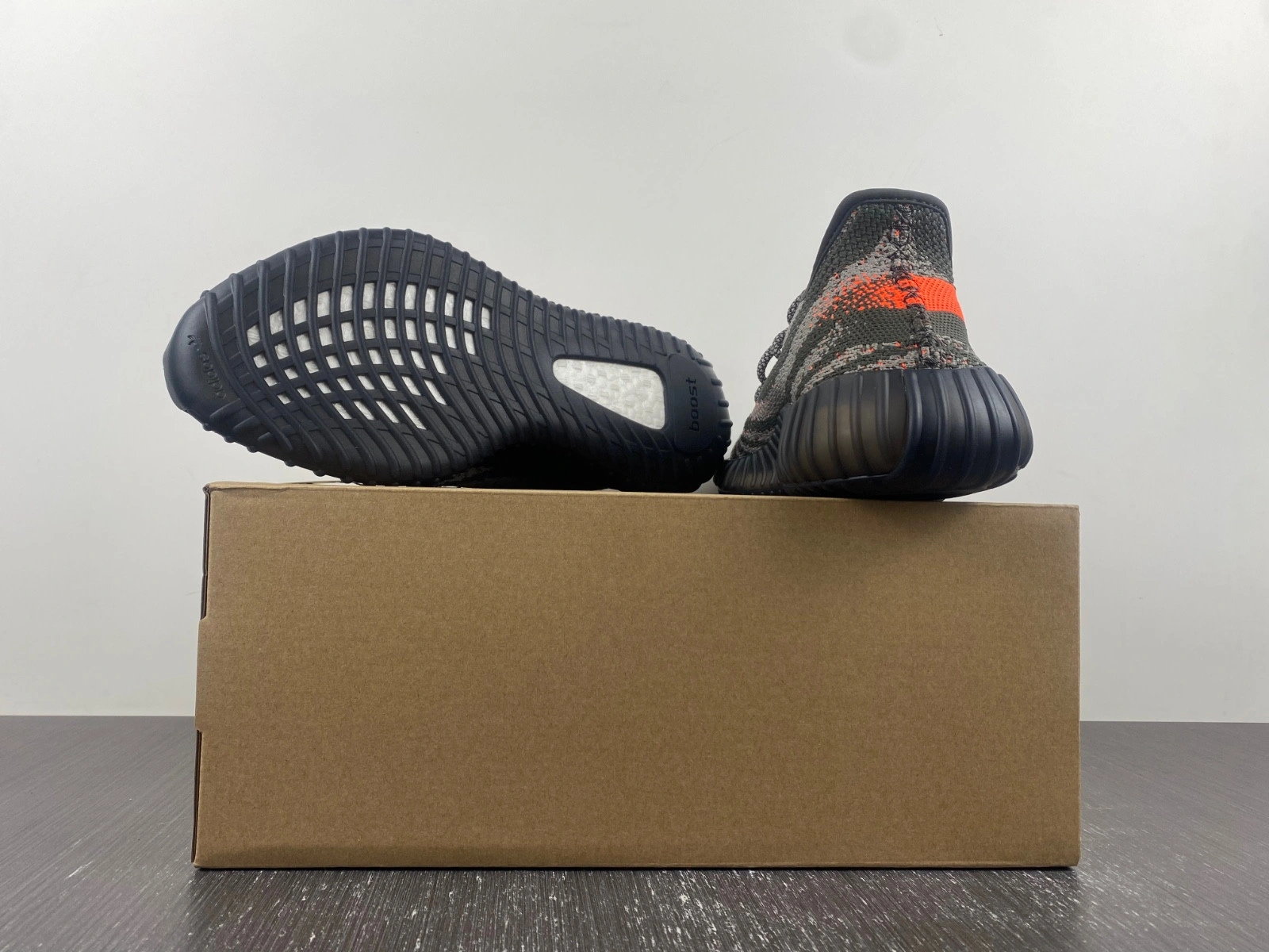 adidas Yeezy Boost 350 V2 Carbon Beluga HQ7045