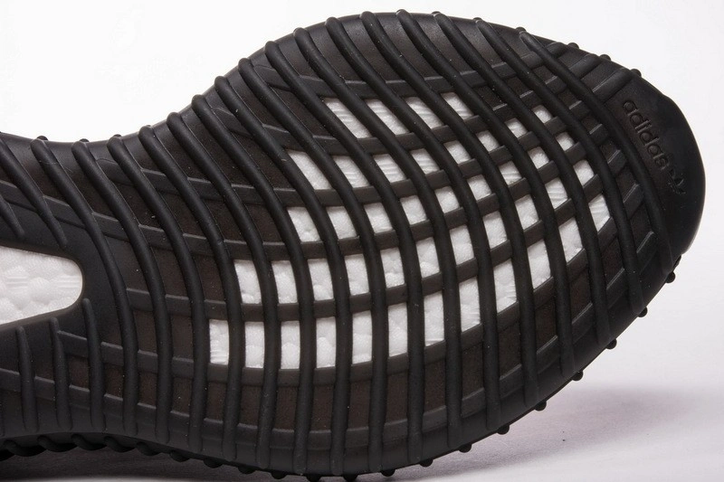 adidas Yeezy Boost 350 V2 Core Black Red BY9612