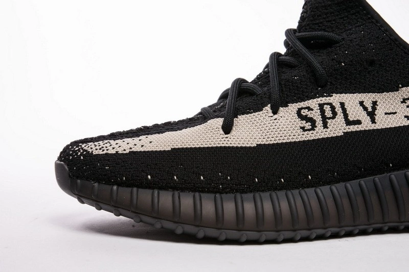 adidas Yeezy Boost 350 V2 Core Black White BY1604