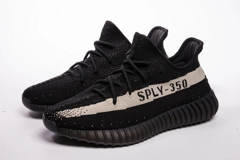 adidas Yeezy Boost 350 V2 Core Black White BY1604