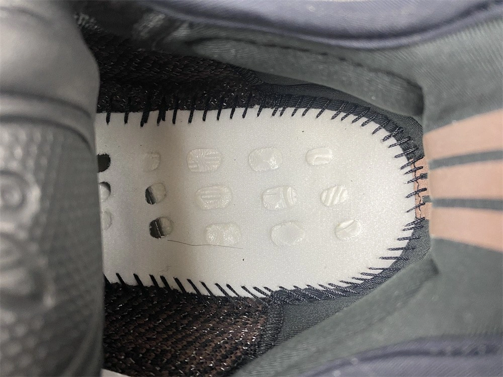 adidas Yeezy Boost 350 V2 MX Rock GW3774