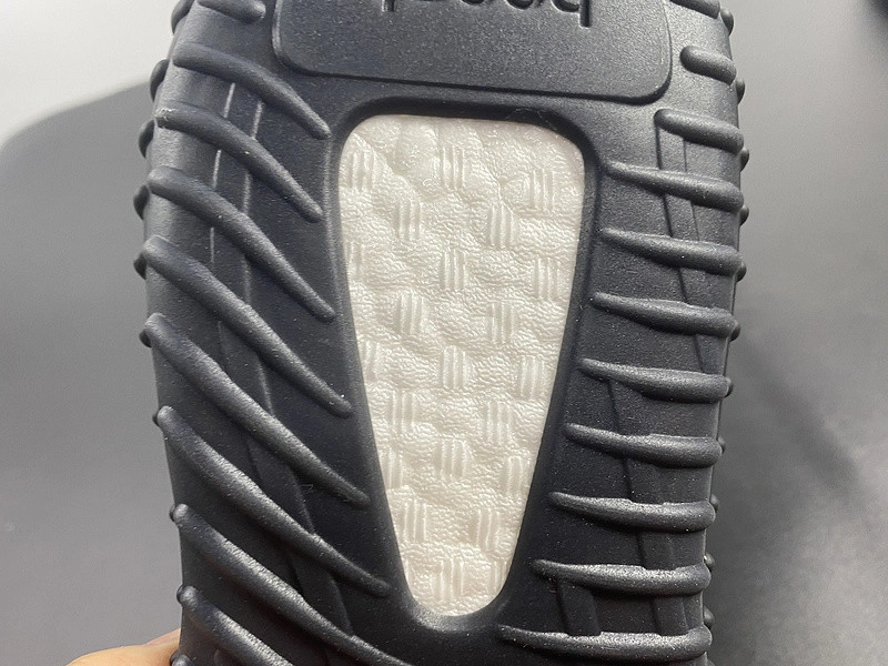 adidas Yeezy Boost 350 V2 Mono Cinder - GX3791