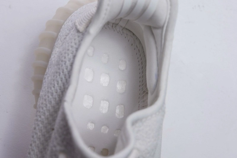 adidas Yeezy Boost 350 V2 Triple White CP9366