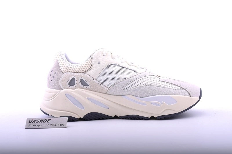 adidas Yeezy Boost 700 Analog EG7596