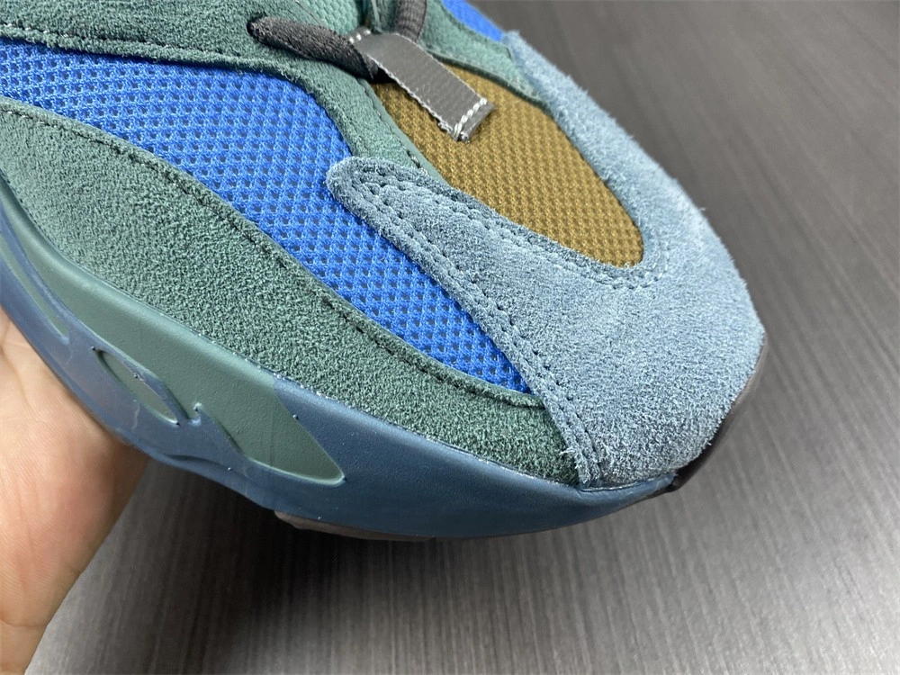 adidas Yeezy Boost 700 Faded Azure GZ2002