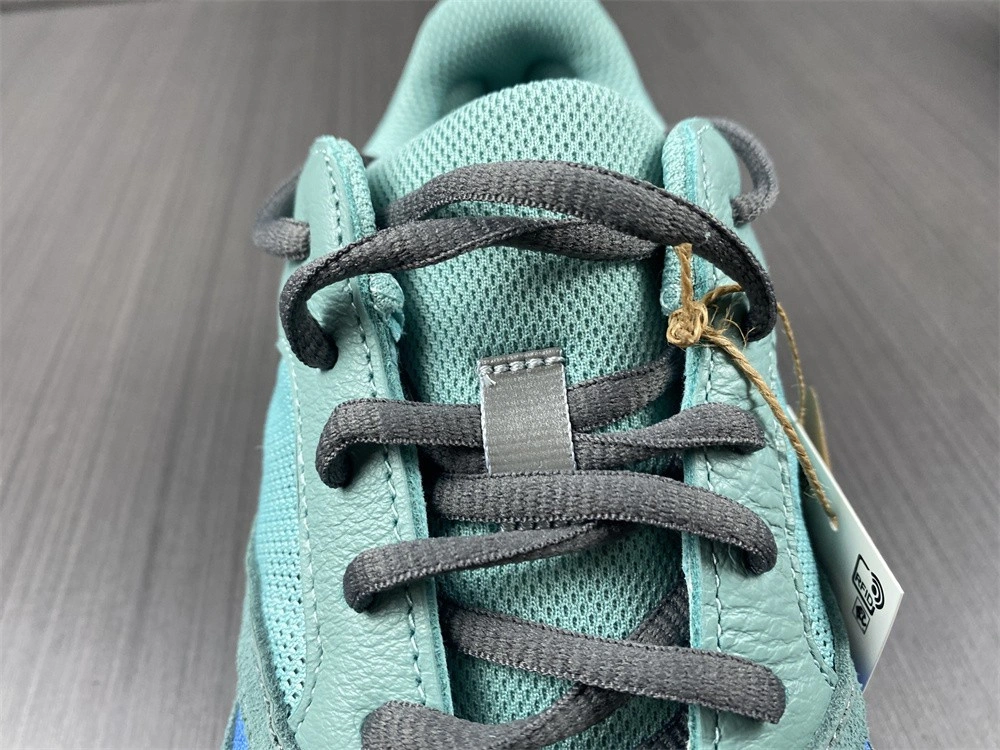 adidas Yeezy Boost 700 Faded Azure GZ2002