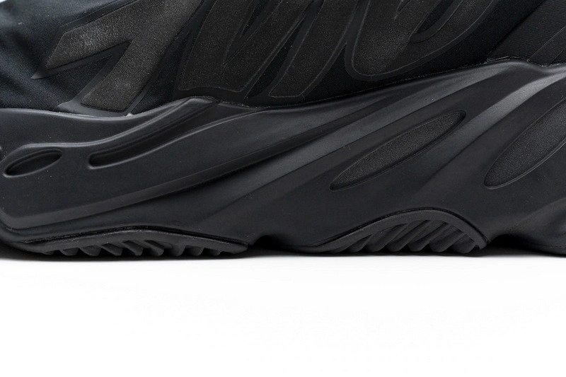 adidas Yeezy Boost 700 MNVN “Black”  FV4440