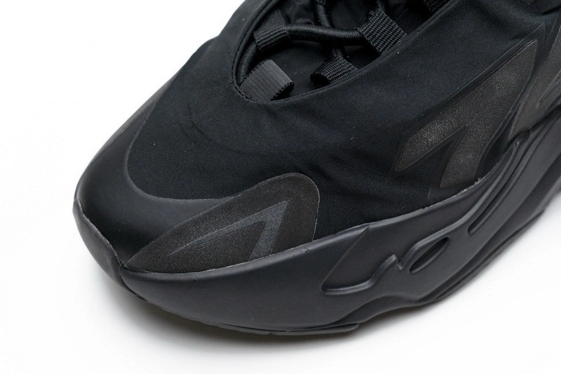 adidas Yeezy Boost 700 MNVN “Black”  FV4440