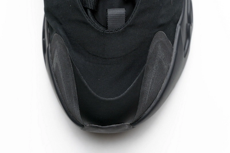 adidas Yeezy Boost 700 MNVN “Black”  FV4440