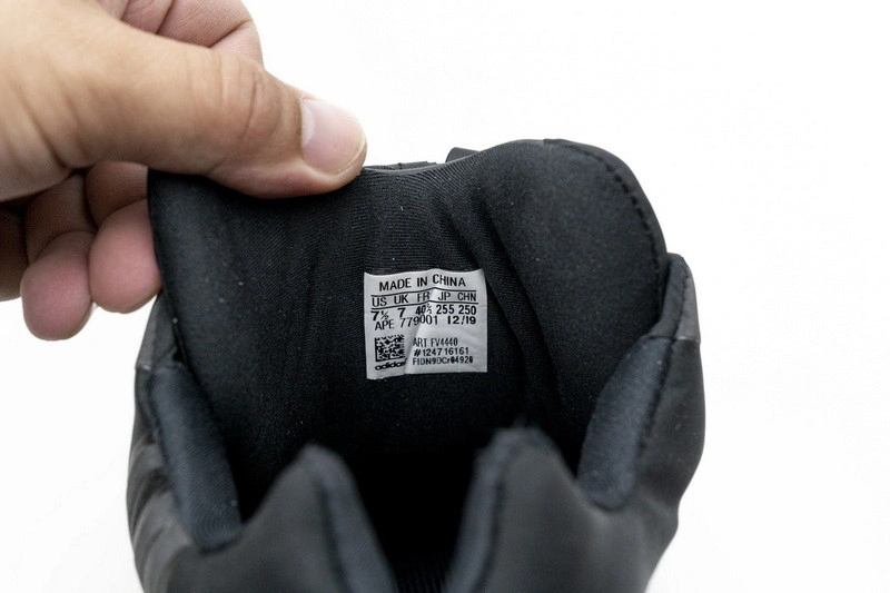 adidas Yeezy Boost 700 MNVN “Black”  FV4440