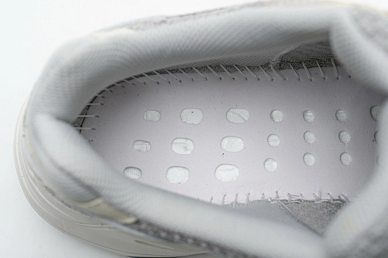 adidas Yeezy Boost 700 V2 Cream Cream  GY7924